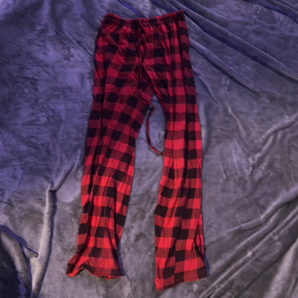 plaid pj pants🖤❤️